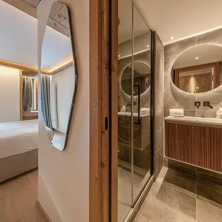 De Standing Avec Piscine, Sauna Et Hammam A * Val-dʼIsère
