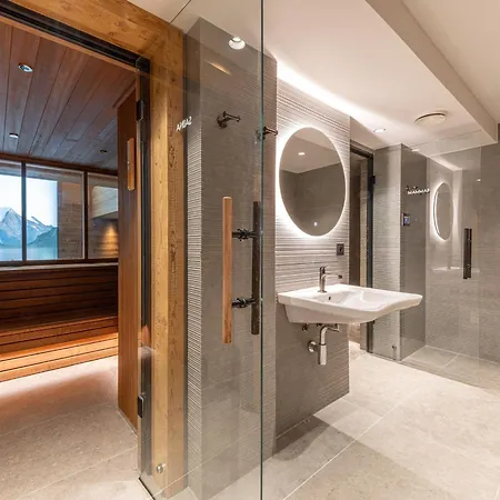 Apartamento De Standing Avec Piscine, Sauna Et Hammam A Val-dʼIsère